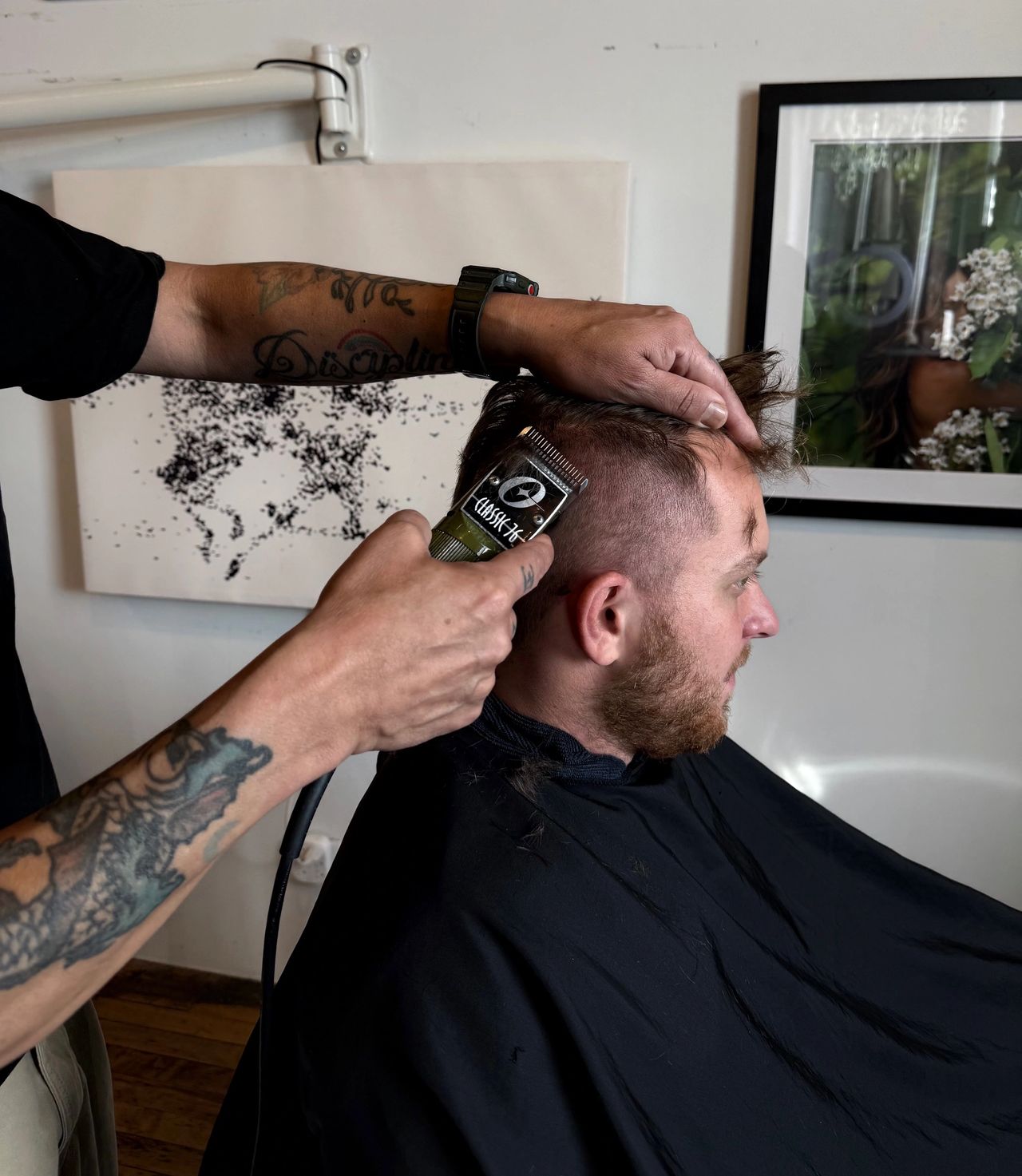 Goodbye hair! Photo courtesy of Boat Safe Chicago SoHo altier stylist benito barron Liam Poczatek yachti boat safe chicago fundraiser for st. Judes