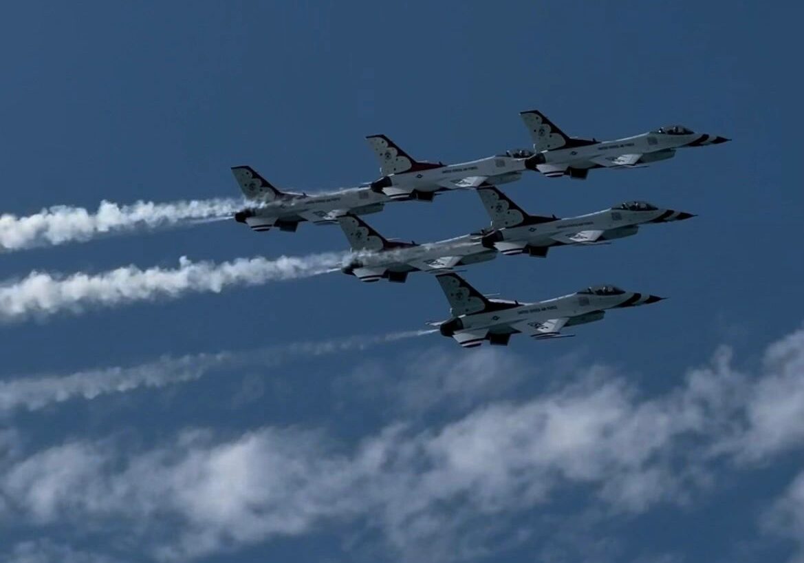 Fighter jets with trails